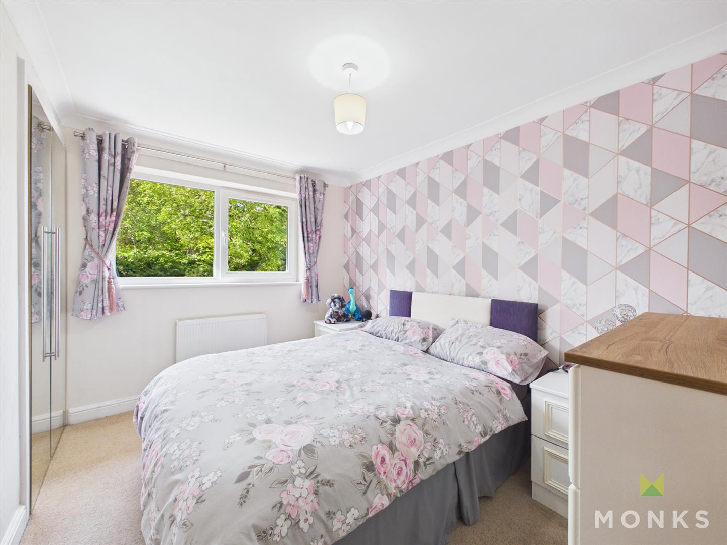 Everglades Brynhafod Lane, Oswestry, SY11 1SH For Sale